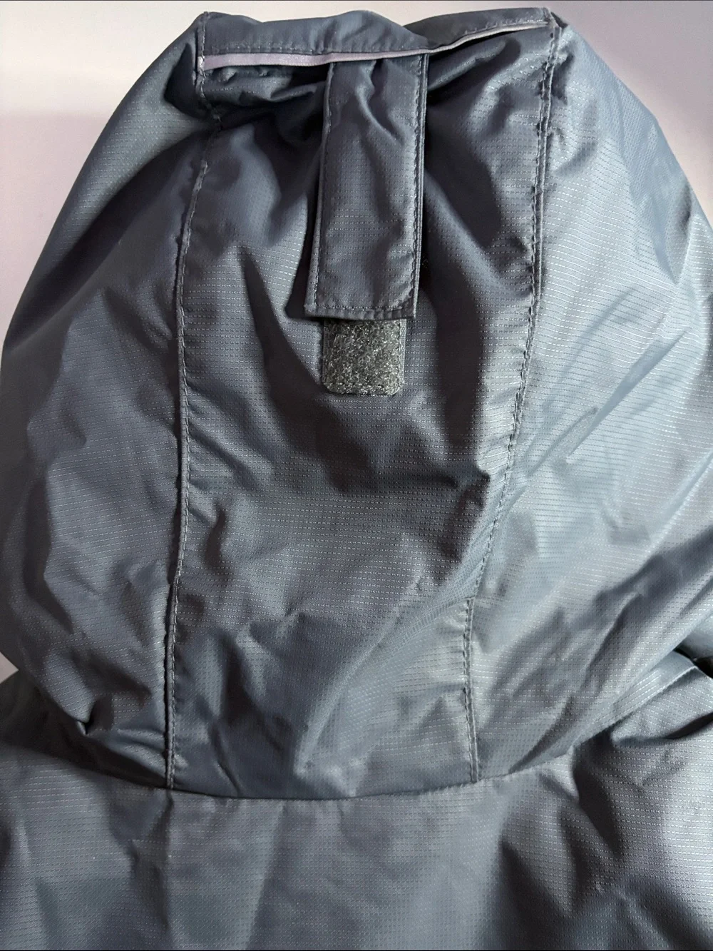 Columbia Boys (XS) Black & Gray Insulated Hooded Winter Jacket.